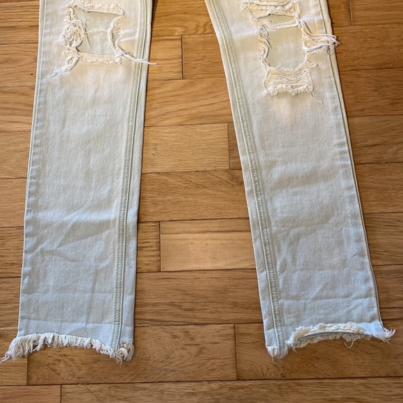 UNIF High Waist Button Up Light Wash Distressed Jeans with Ripped Knees size 26 - Picture 2 of 15